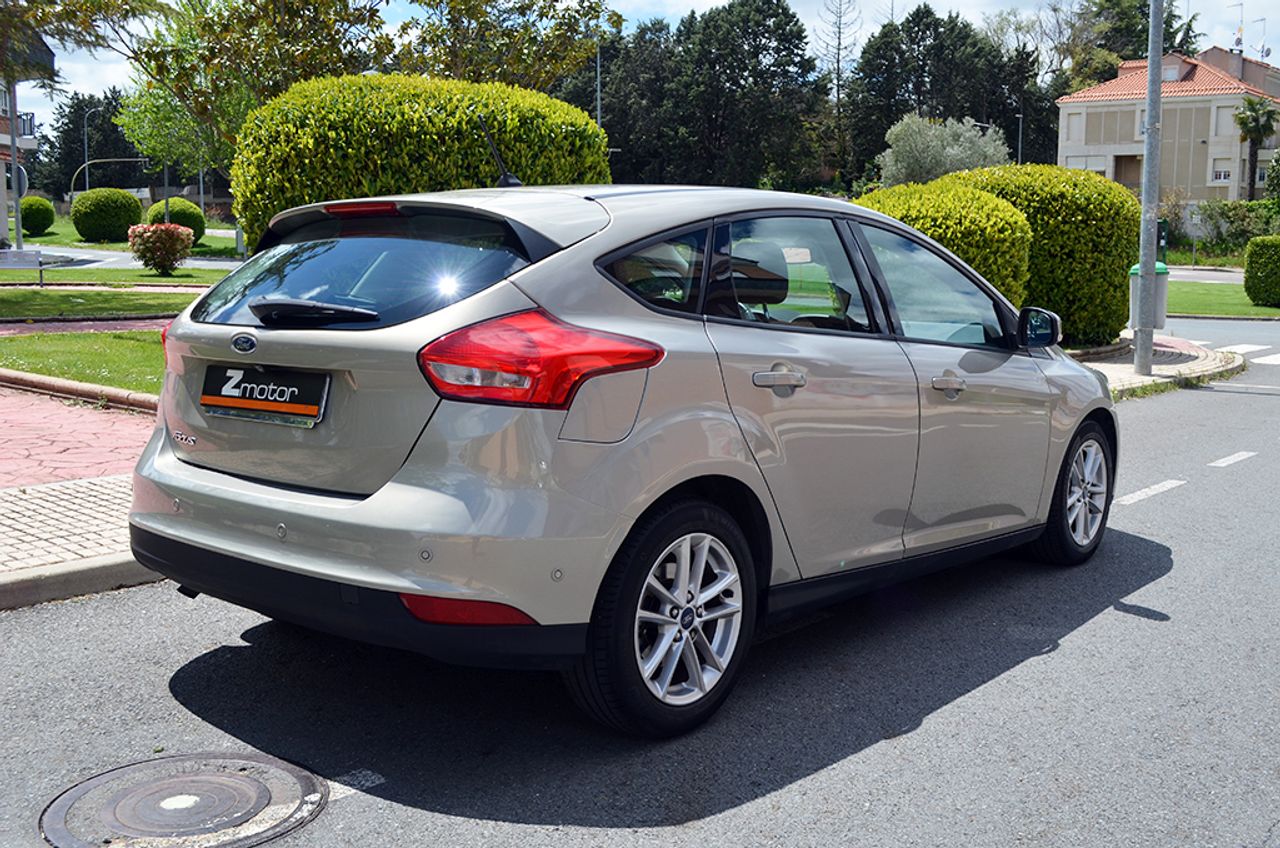 ford focus 2017 / foto grande (3)