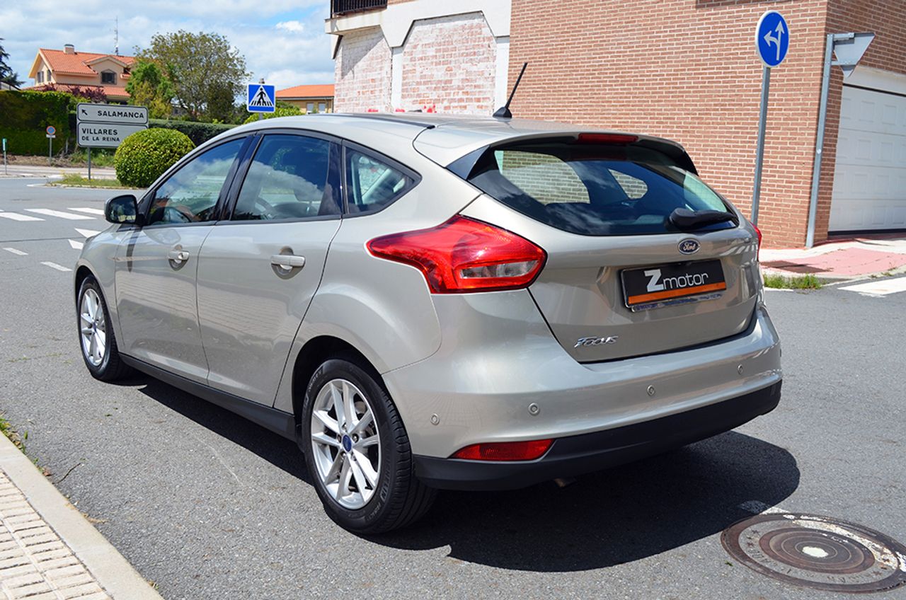 ford focus 2017 / foto grande (2)