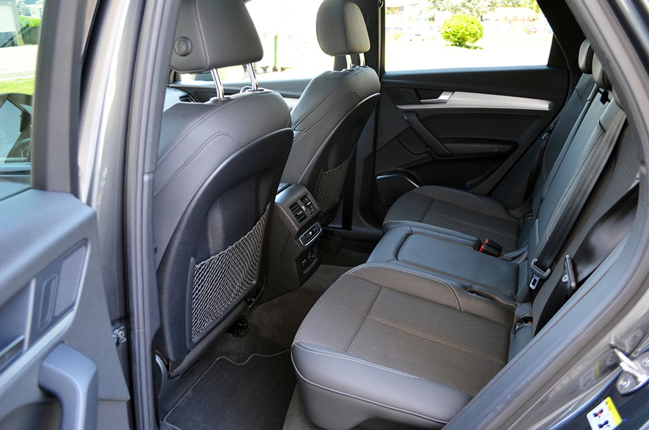 Audi Q5 Sportback 55 TFSi-e 367cv Quattro S-tronic Black Line  - Foto 9