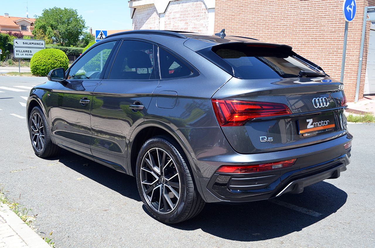 Audi Q5 Sportback 55 TFSi-e 367cv Quattro S-tronic Black Line  - Foto 3