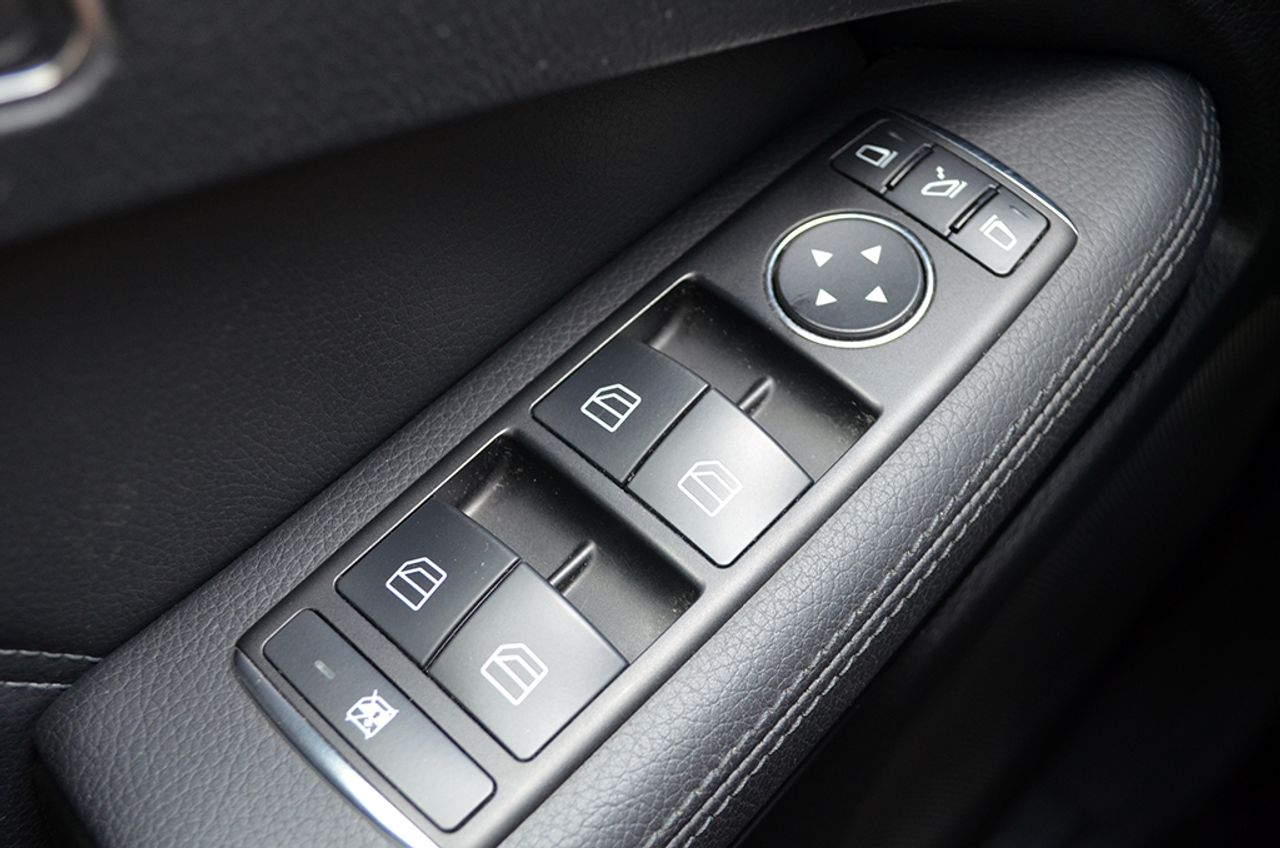 Mercedes Clase E 220 Cdi Avantgarde 7G-Tronic 170cv  - Foto 53