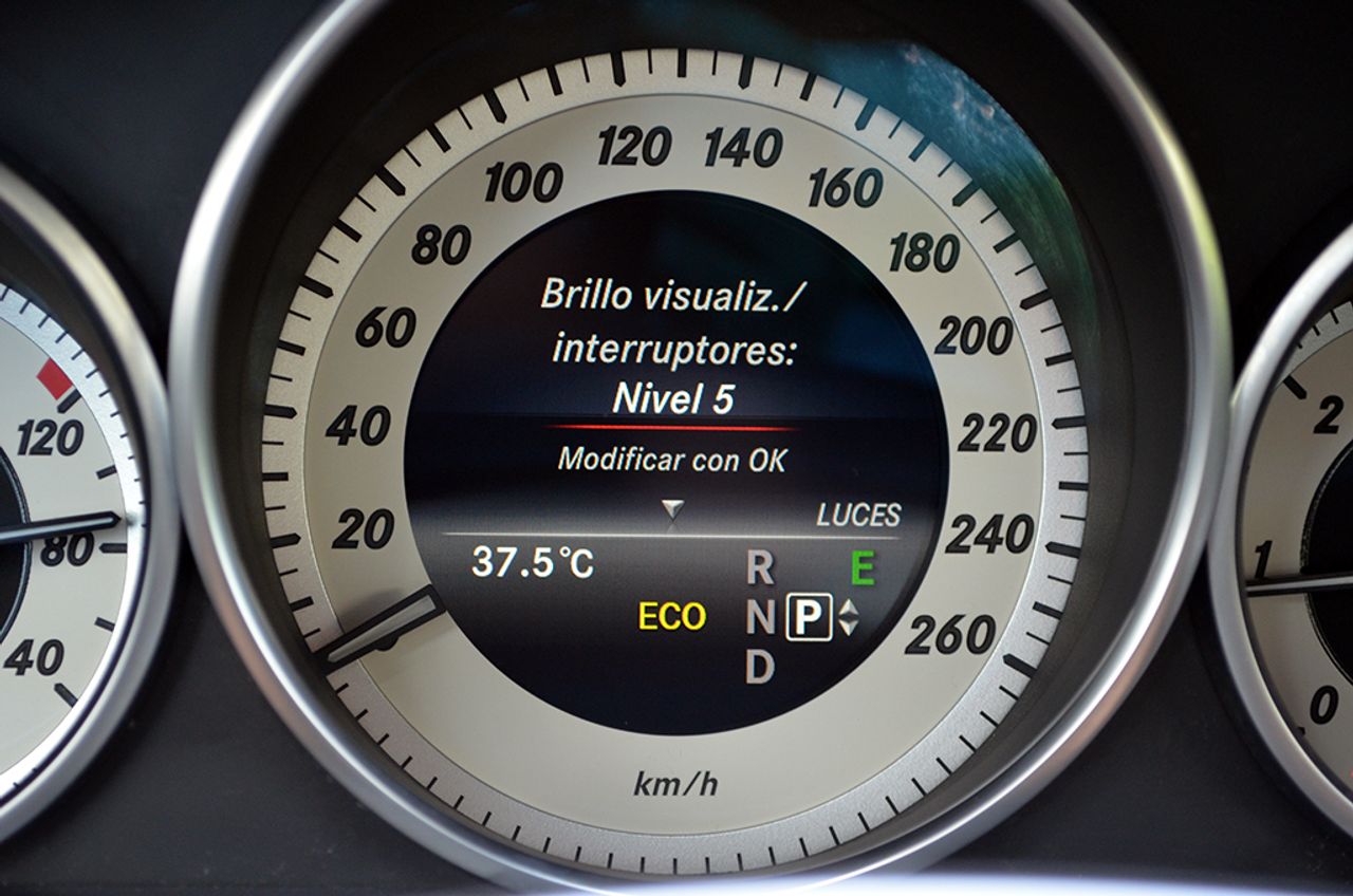 Mercedes Clase E 220 Cdi Avantgarde 7G-Tronic 170cv  - Foto 33