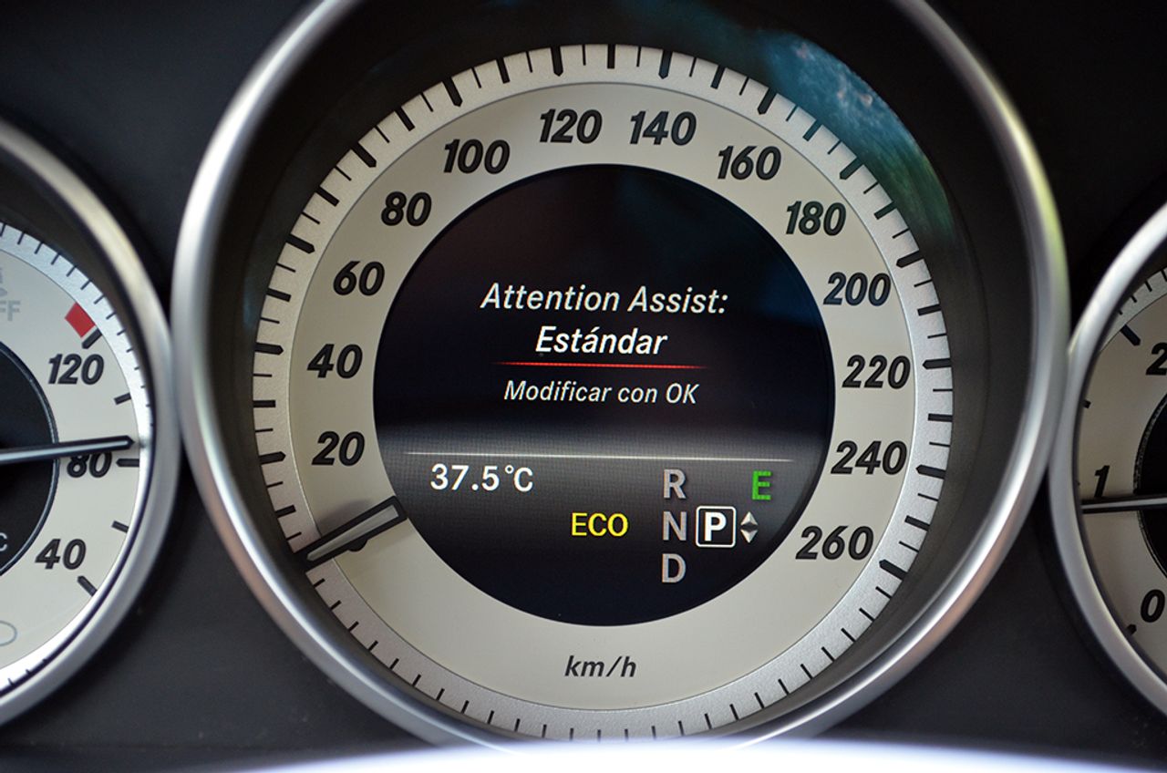 Mercedes Clase E 220 Cdi Avantgarde 7G-Tronic 170cv  - Foto 30