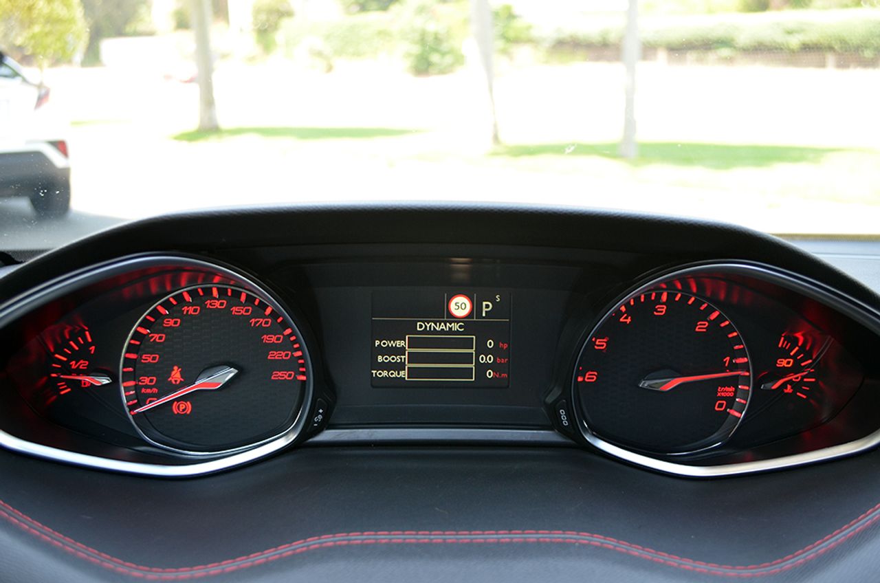 Peugeot 308 2.0 BlueHDI 180cv EAT8 GT  - Foto 34