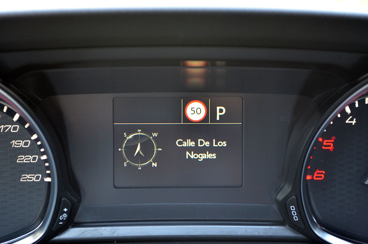 Peugeot 308 2.0 BlueHDI 180cv EAT8 GT  - Foto 31