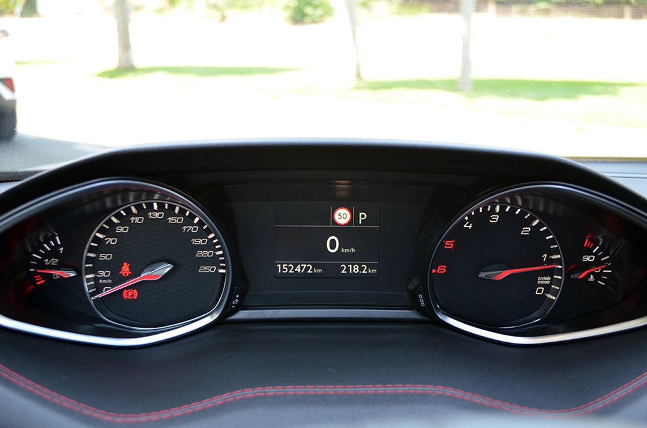 Peugeot 308 2.0 BlueHDI 180cv EAT8 GT  - Foto 11