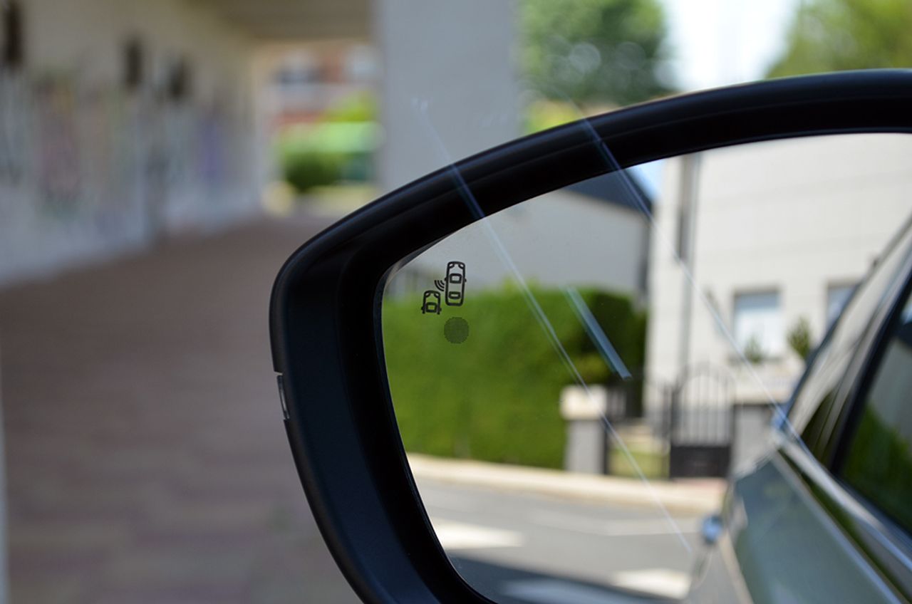 Peugeot 308 2.0 BlueHDI 180cv EAT8 GT  - Foto 64