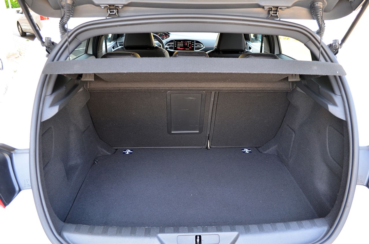 Peugeot 308 2.0 BlueHDI 180cv EAT8 GT  - Foto 10