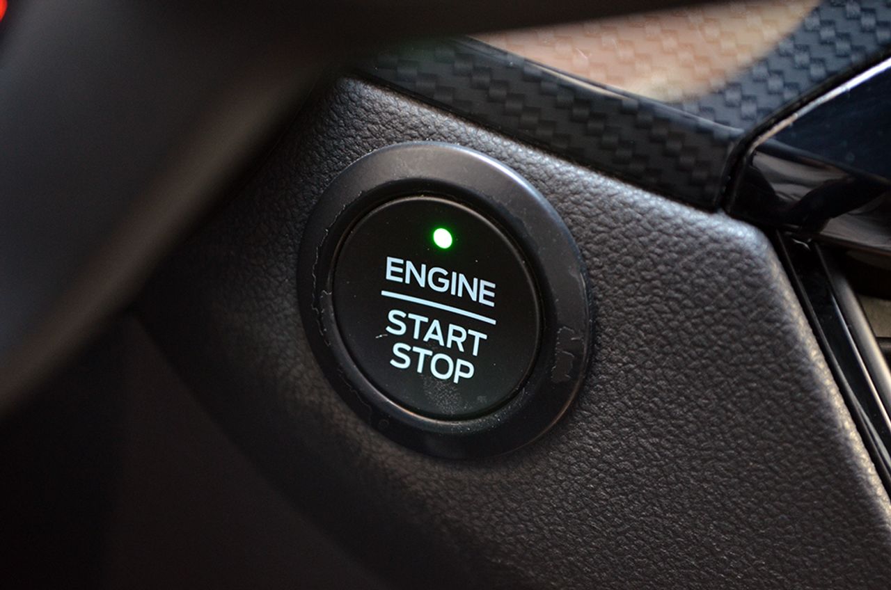 Ford Kuga 2.0 EcoBlue MHEV 150cv ST-Line X  - Foto 23