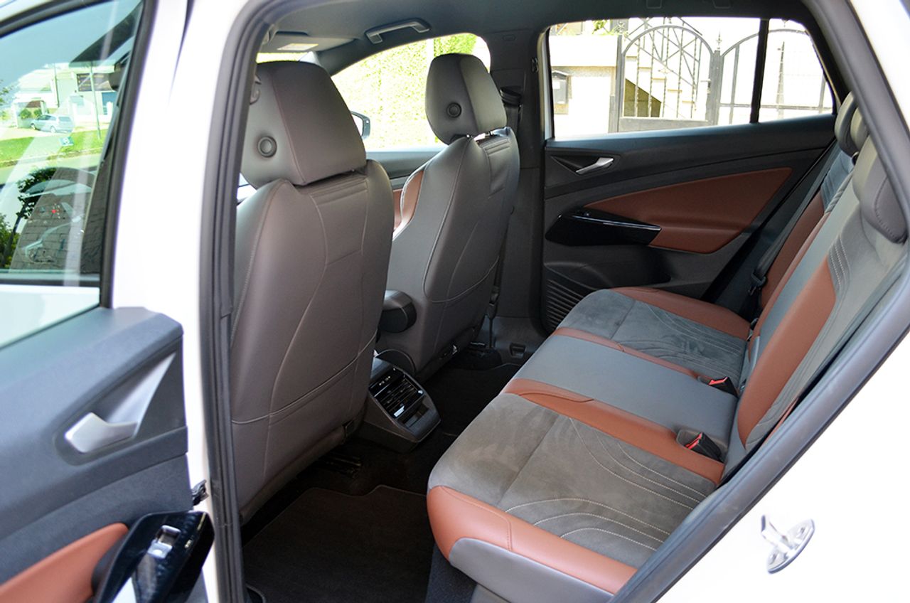 Volkswagen ID.4 1st edition Pro Performance 204cv 82kWh  - Foto 9