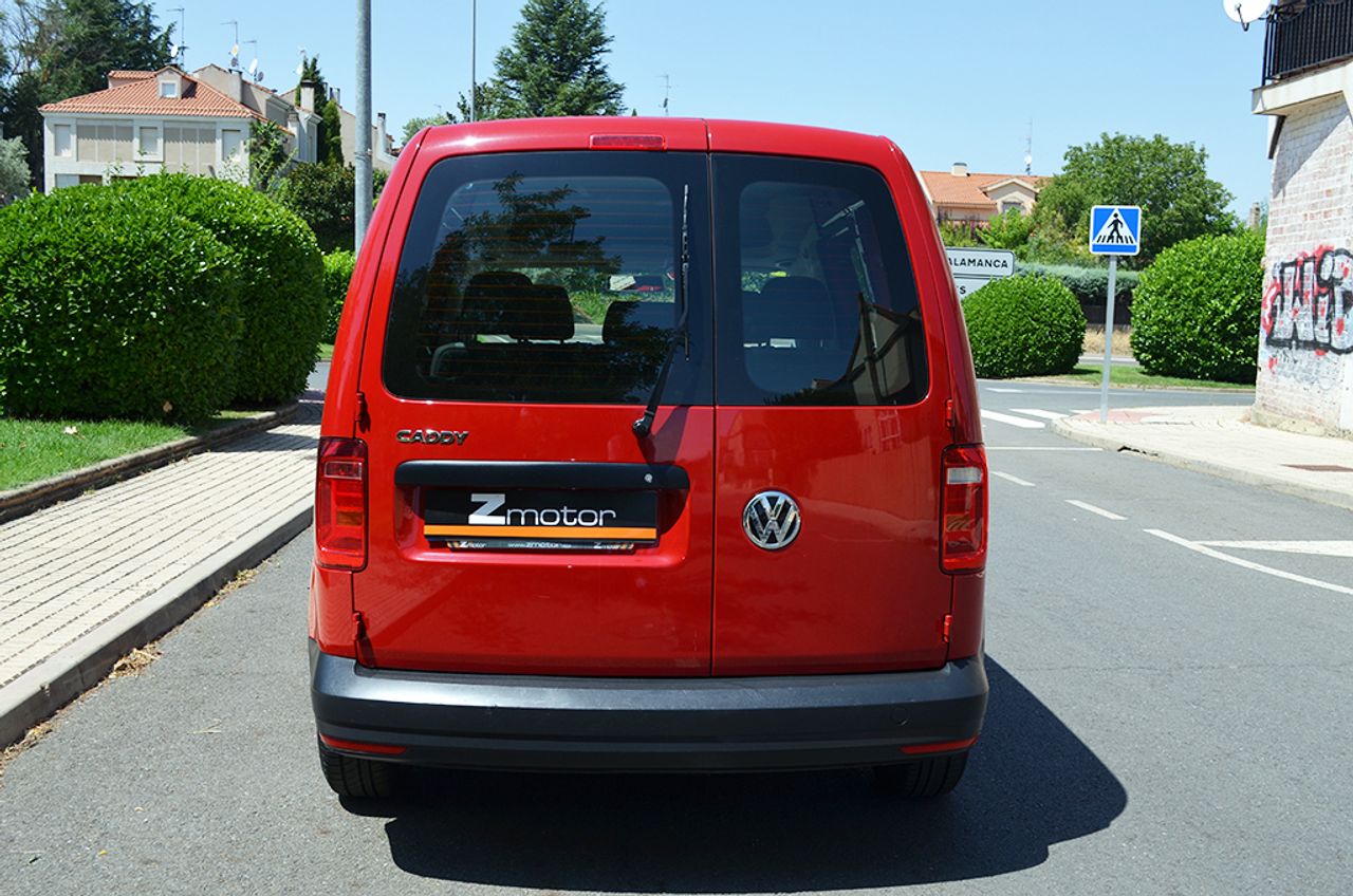 Volkswagen Caddy 2.0 Tdi 102cv 5 plazas - Foto 32
