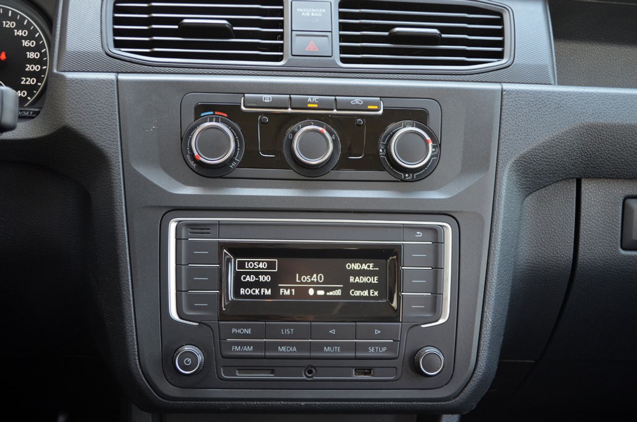 Volkswagen Caddy 2.0 Tdi 102cv 5 plazas - Foto 16