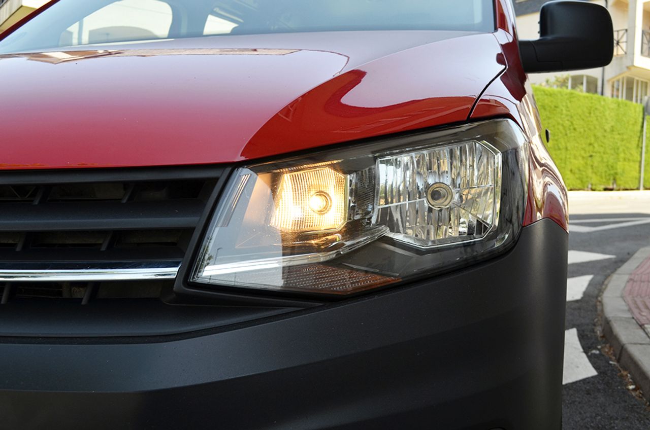 Volkswagen Caddy 2.0 Tdi 102cv 5 plazas - Foto 28