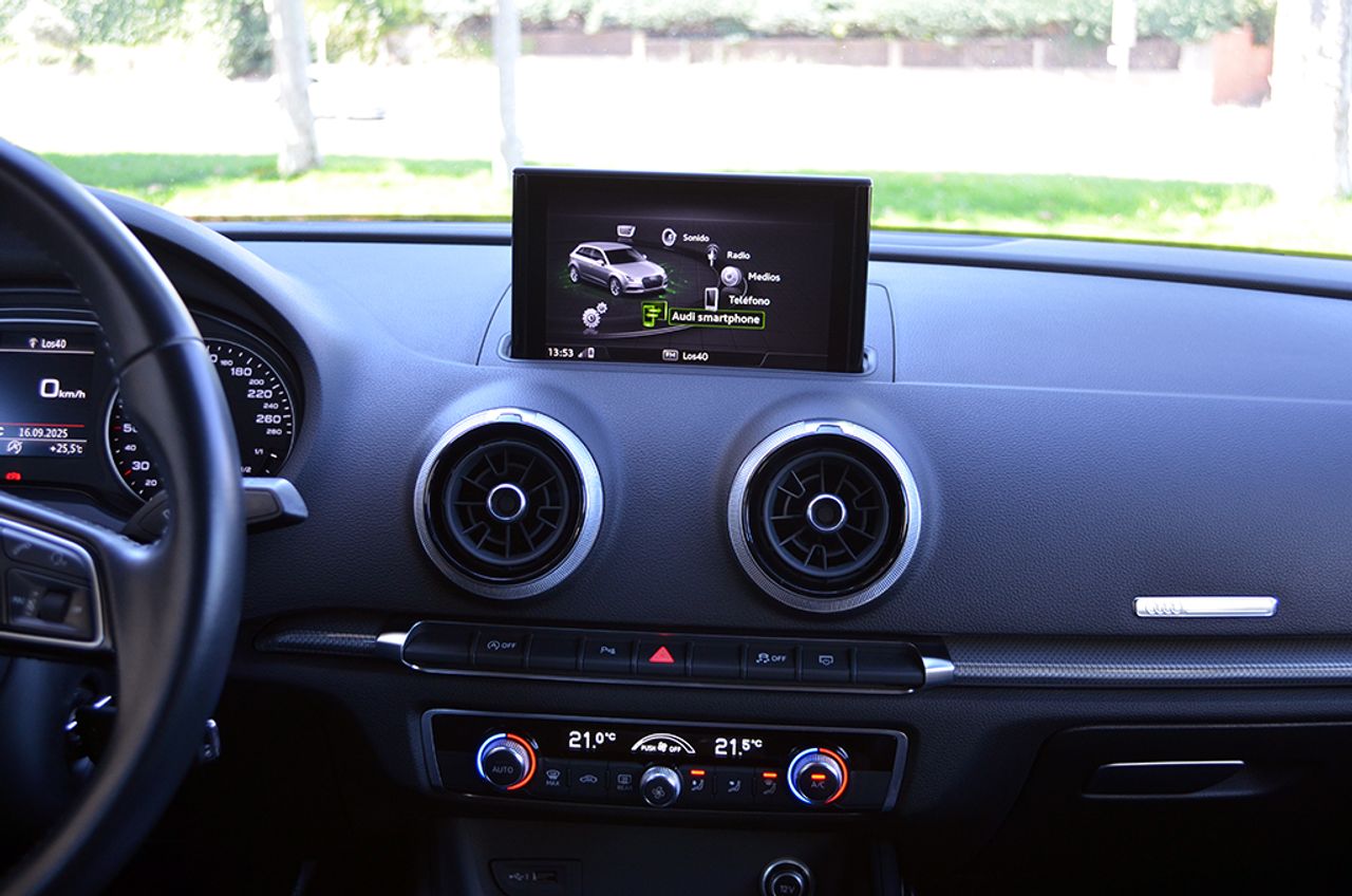 Audi A3 Sportback 1.0 Tfsi 116cv Design Edition  - Foto 16