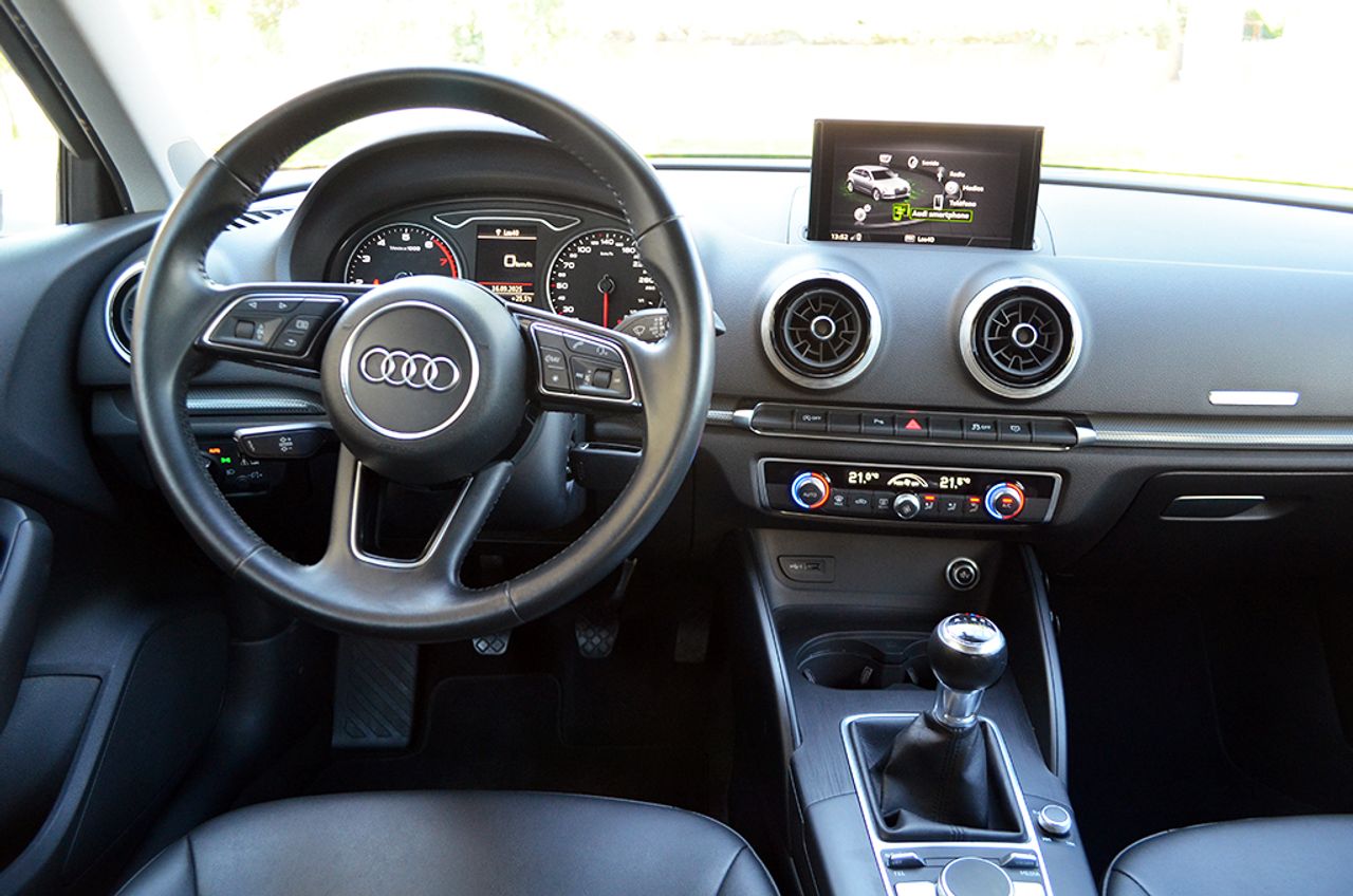 Audi A3 Sportback 1.0 Tfsi 116cv Design Edition  - Foto 14