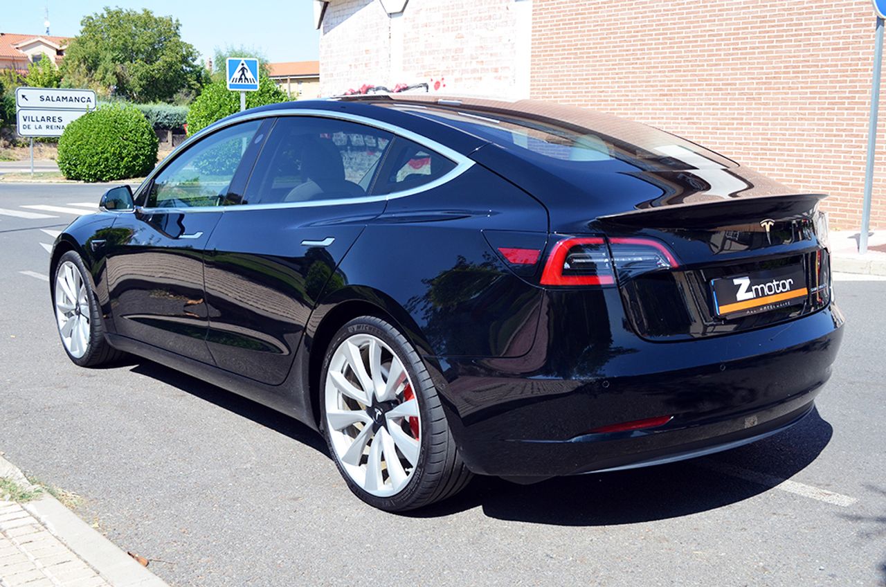 Tesla Model 3 Performance AWD  - Foto 3