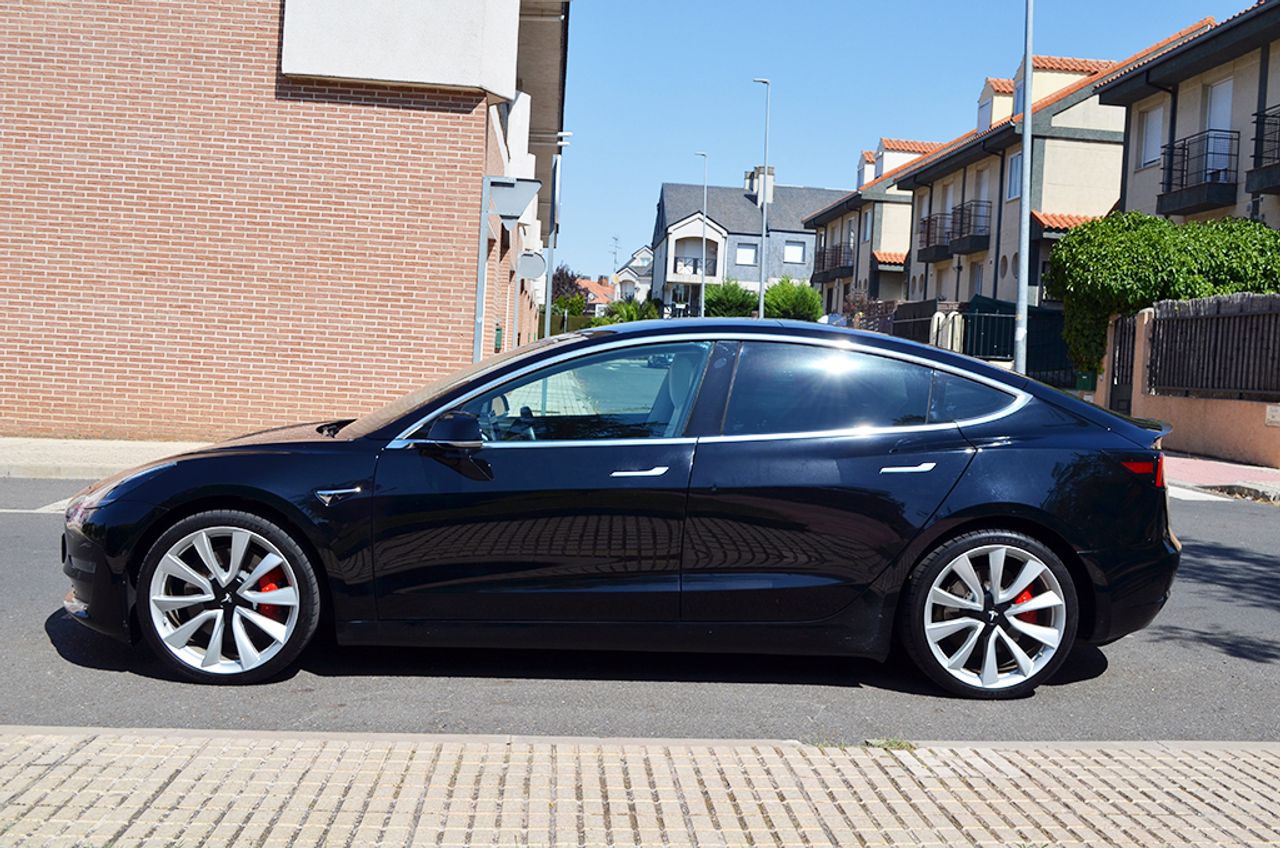 Tesla Model 3 Performance AWD  - Foto 72