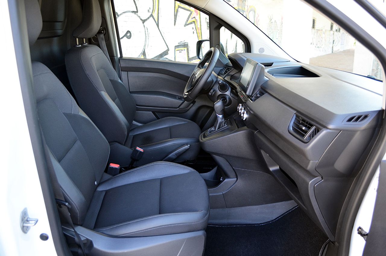 Renault Kangoo E-Tech L1 Start EV 45kWh 122cv  - Foto 9