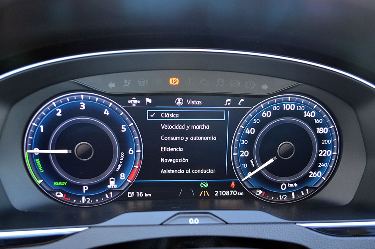 Volkswagen Passat Variant GTE PHEV 218cv  - Foto 27