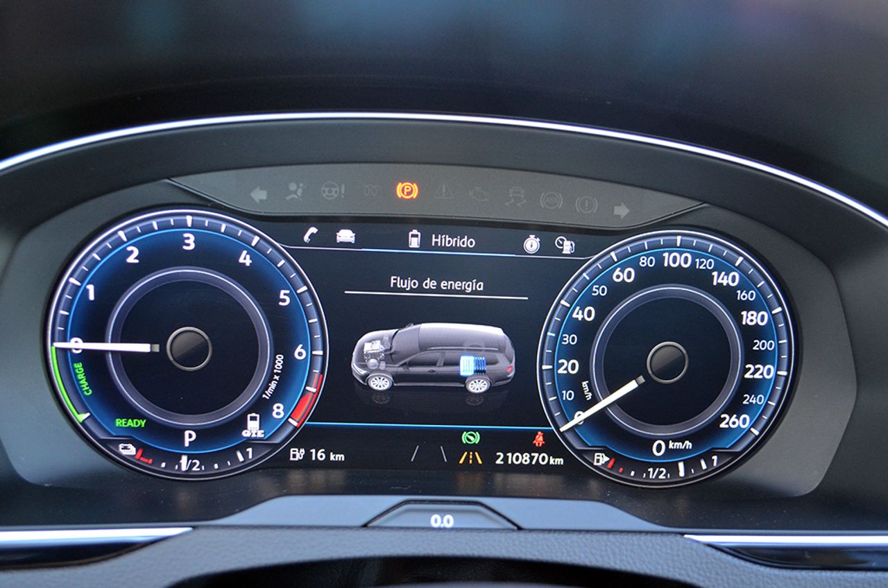 Volkswagen Passat Variant GTE PHEV 218cv  - Foto 31