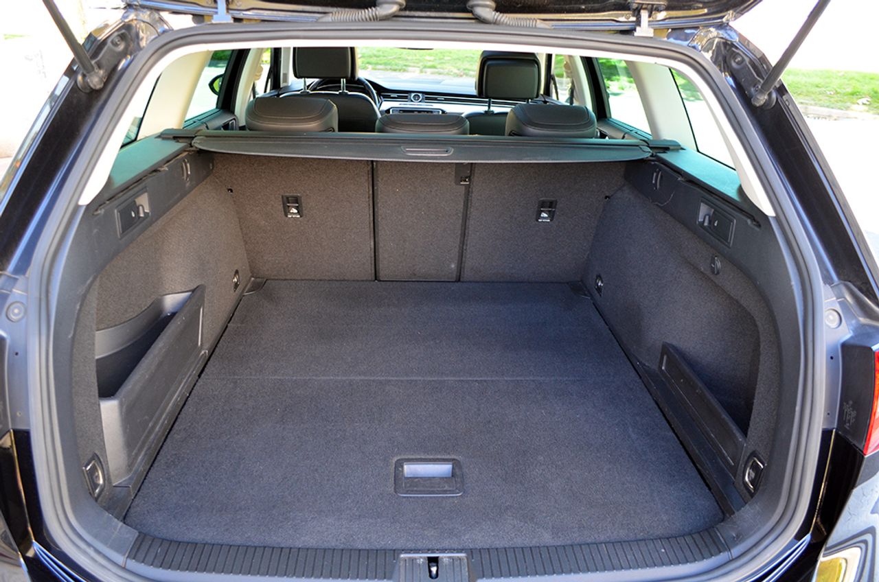 Volkswagen Passat Variant GTE PHEV 218cv  - Foto 10
