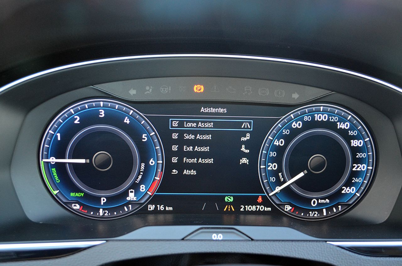 Volkswagen Passat Variant GTE PHEV 218cv  - Foto 37