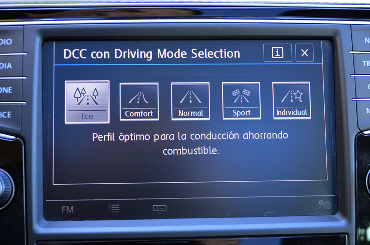 Volkswagen Passat Variant GTE PHEV 218cv  - Foto 84