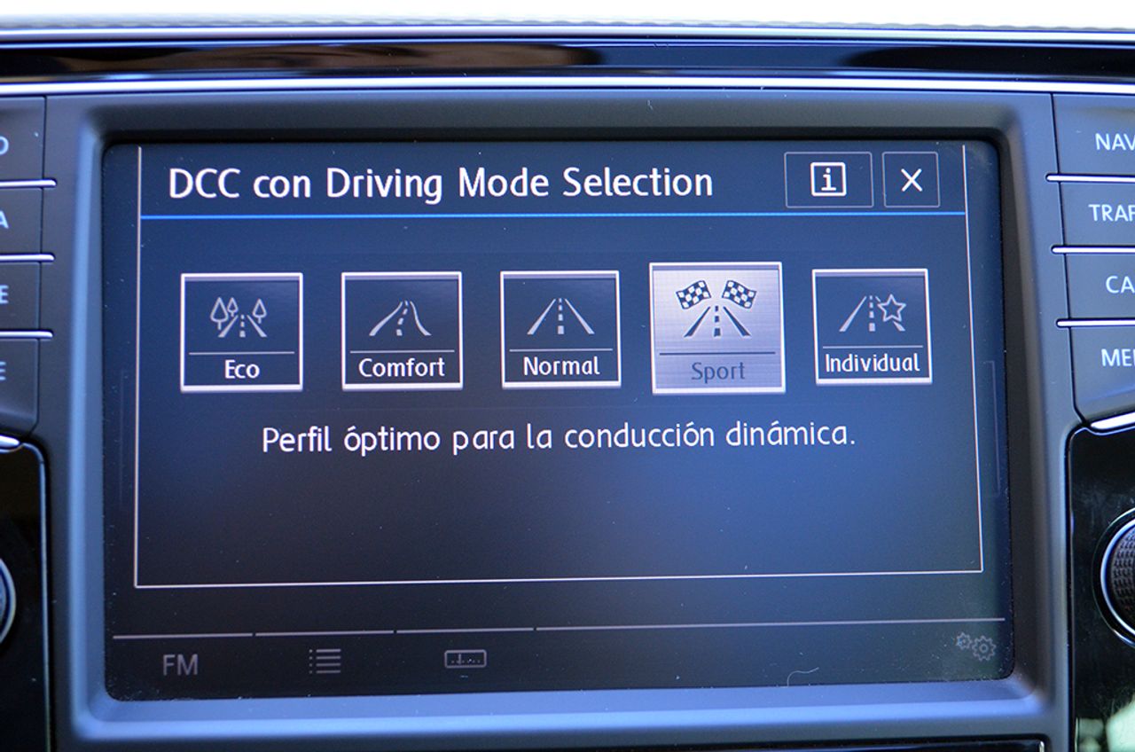 Volkswagen Passat Variant GTE PHEV 218cv  - Foto 87