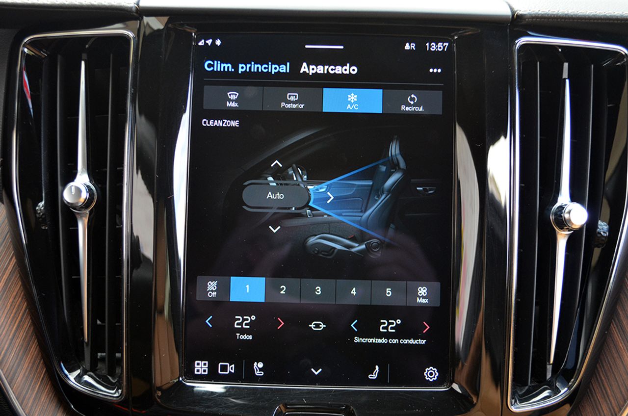 Volvo XC60 T6 Twin Recharge Inscription PHEV 340cv  - Foto 32