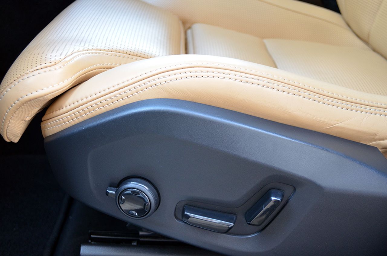 Volvo XC60 T6 Twin Recharge Inscription PHEV 340cv  - Foto 56