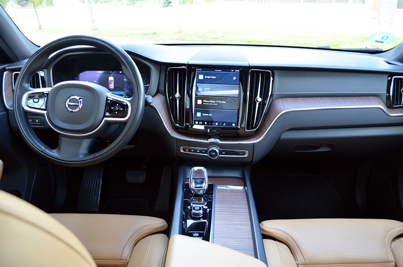 Volvo XC60 T6 Twin Recharge Inscription PHEV 340cv  - Foto 7