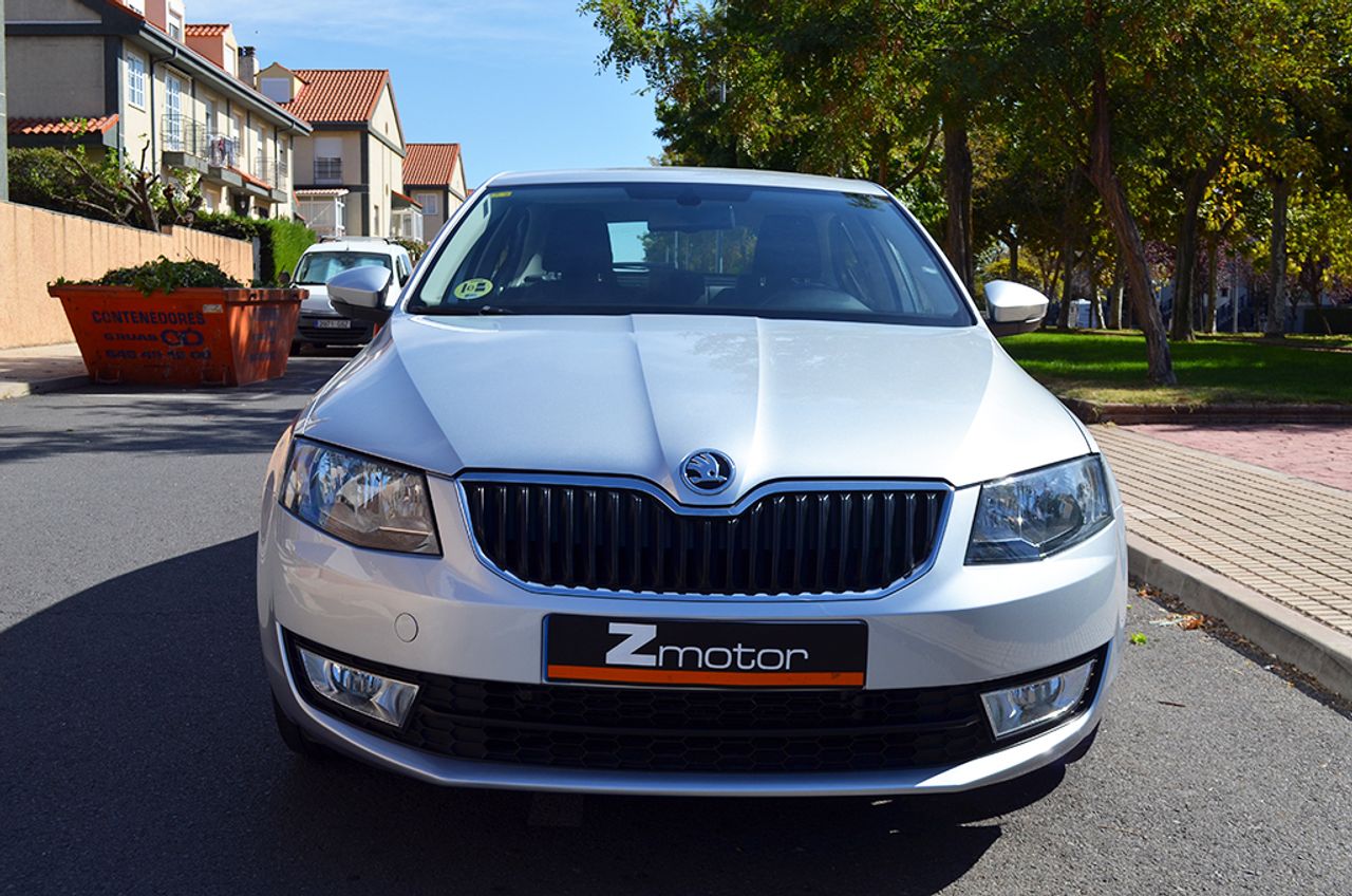 Skoda Octavia 1.6 Tdi 105cv Ambition - Foto 42