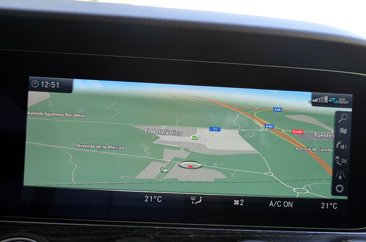 Mercedes Clase E 350d 4MATIC 9G-Tronic 258cv AMG - Foto 49