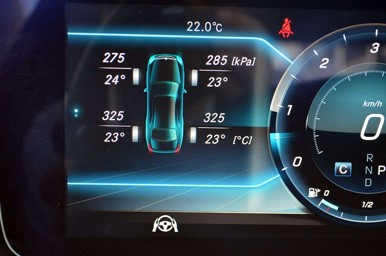 Mercedes Clase E 350d 4MATIC 9G-Tronic 258cv AMG - Foto 34