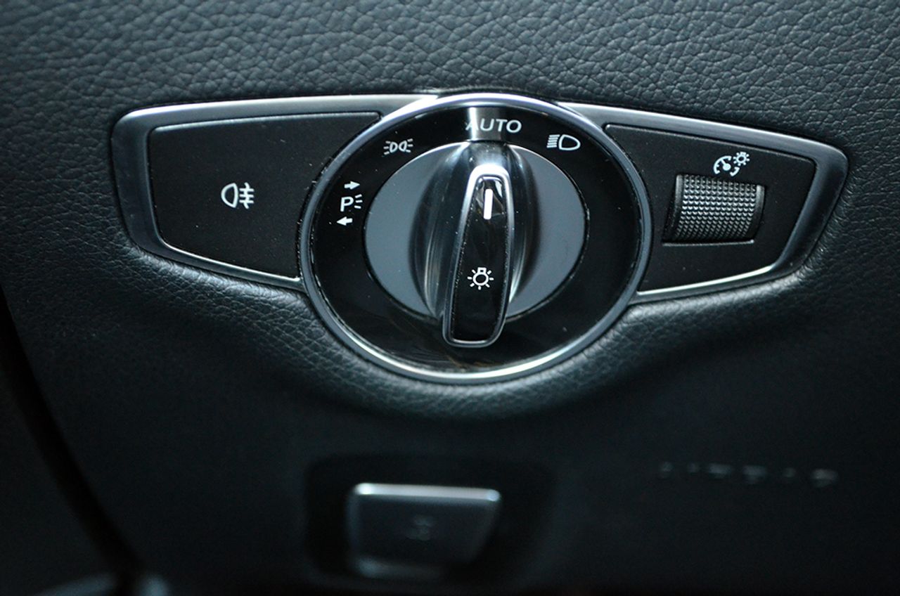 Mercedes Clase E 350d 4MATIC 9G-Tronic 258cv AMG - Foto 87