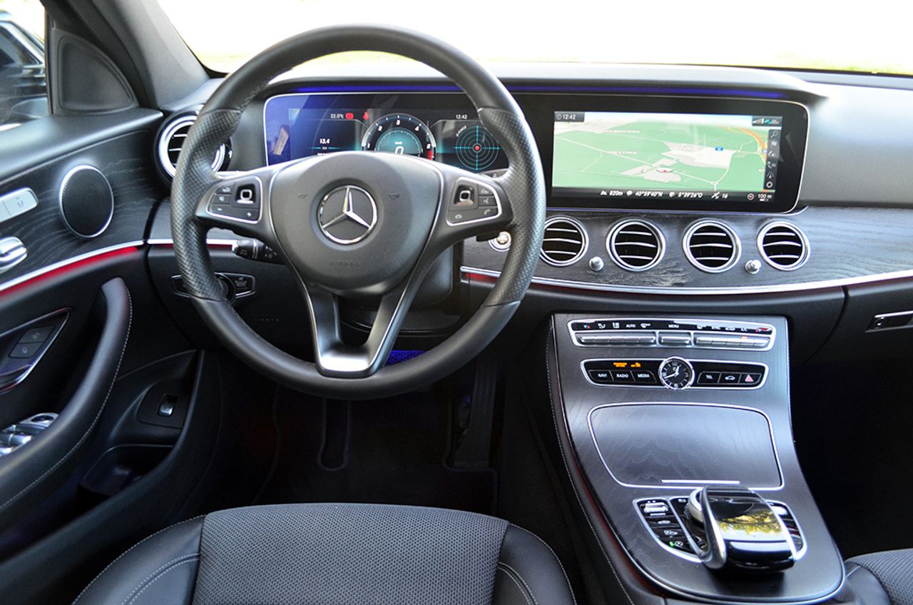 Mercedes Clase E 350d 4MATIC 9G-Tronic 258cv AMG - Foto 14