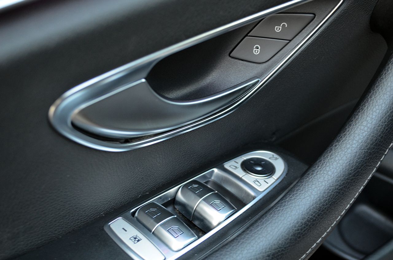 Mercedes Clase E 350d 4MATIC 9G-Tronic 258cv AMG - Foto 89