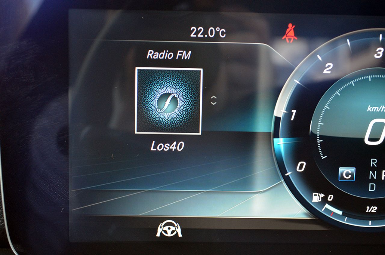 Mercedes Clase E 350d 4MATIC 9G-Tronic 258cv AMG - Foto 37