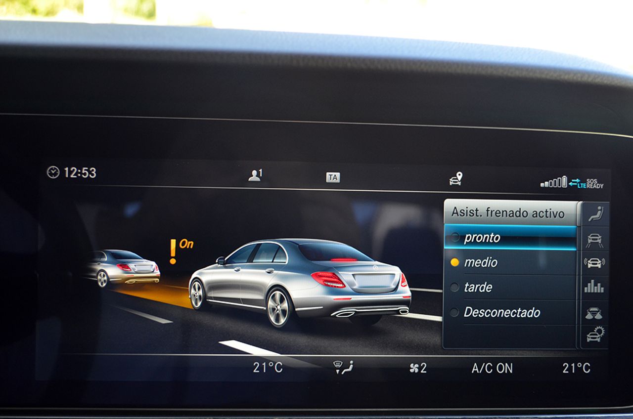 Mercedes Clase E 350d 4MATIC 9G-Tronic 258cv AMG - Foto 66