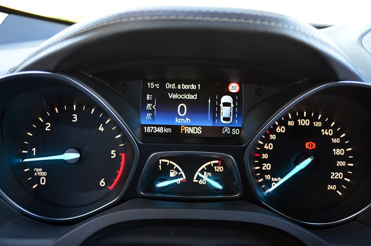 Ford Kuga 2.0 Tdci 180cv 4x4 Powershift Vignale - Foto 11