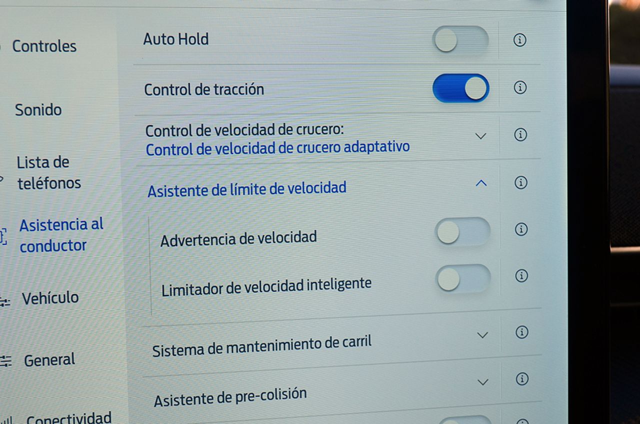 Ford Mustang Mach-E AWD Rango Extendido 351cv 99kWh - Foto 44