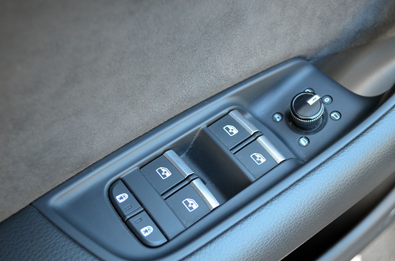 Audi Q8 60 TFSIe S-Line Black Line Plus 462cv - Foto 108