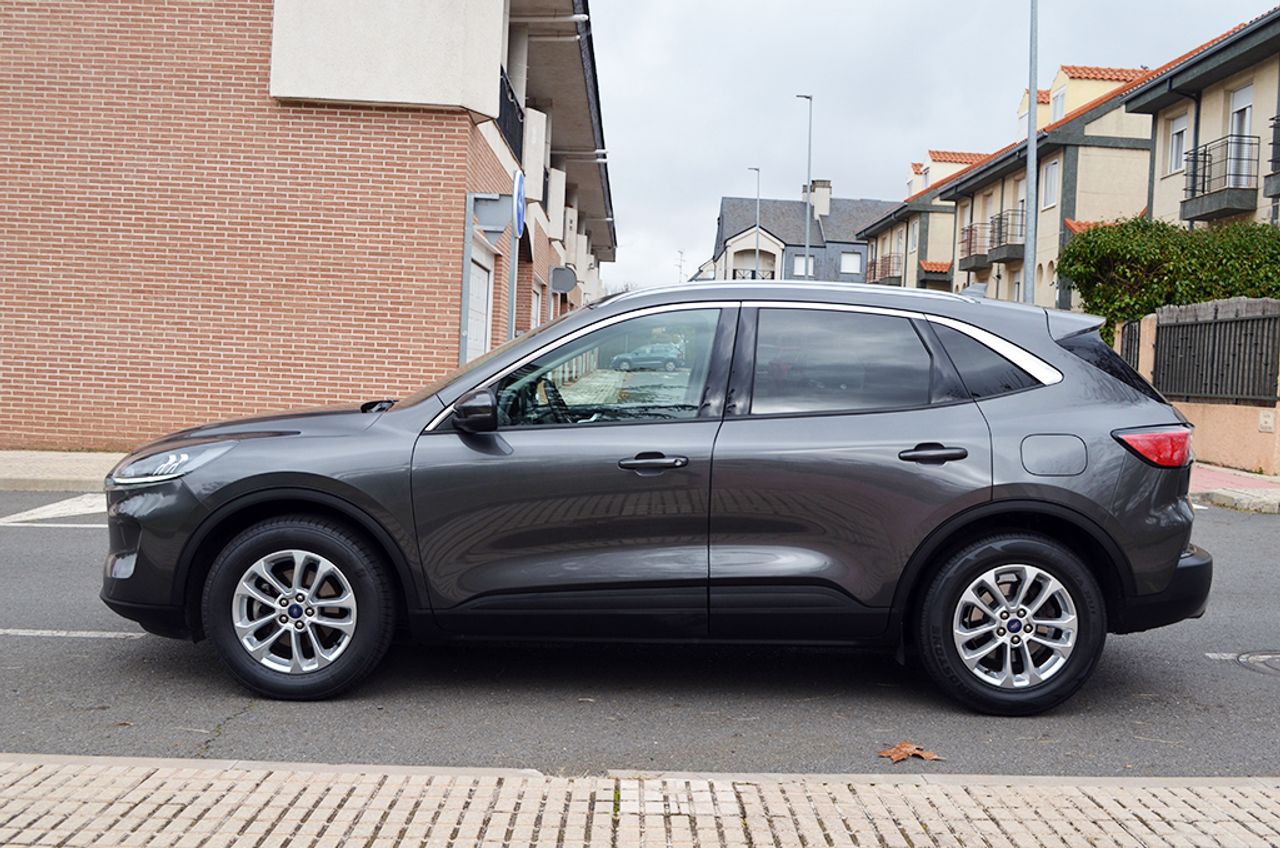 Ford Kuga 2.0 EcoBlue MHEV 150cv Titanium - Foto 77