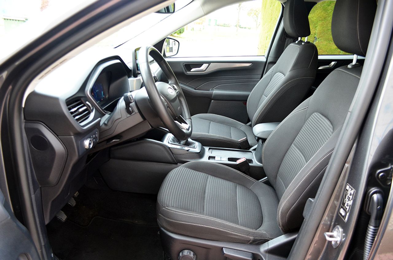 Ford Kuga 2.0 EcoBlue MHEV 150cv Titanium - Foto 8