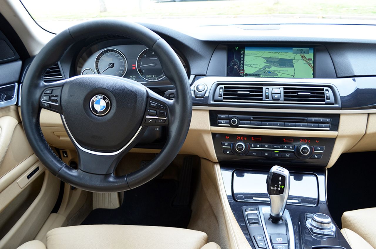 BMW Serie 5 530d xDrive Berlina - Foto 14