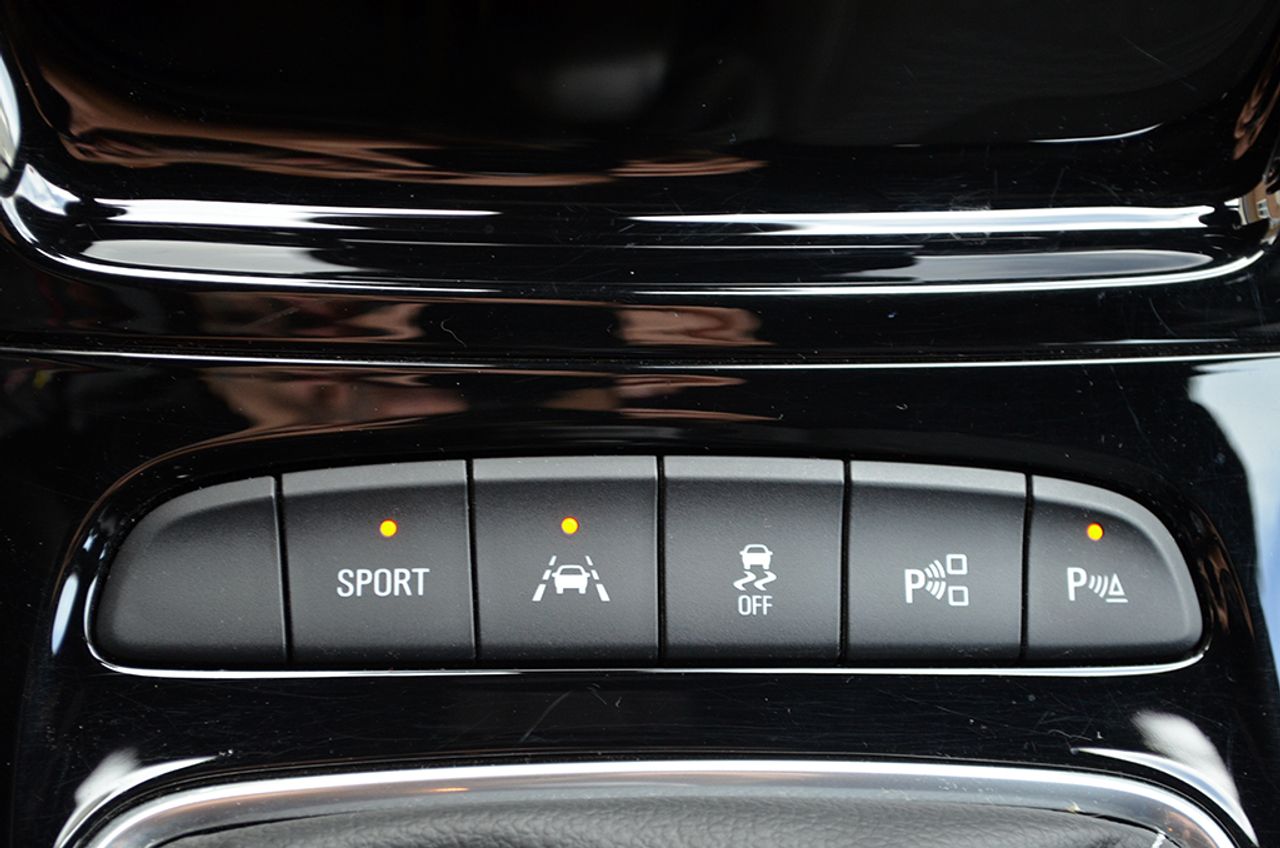 Opel Astra 5p Dynamic 1.6 CDTI 81 kW (110 CV) - Foto 25