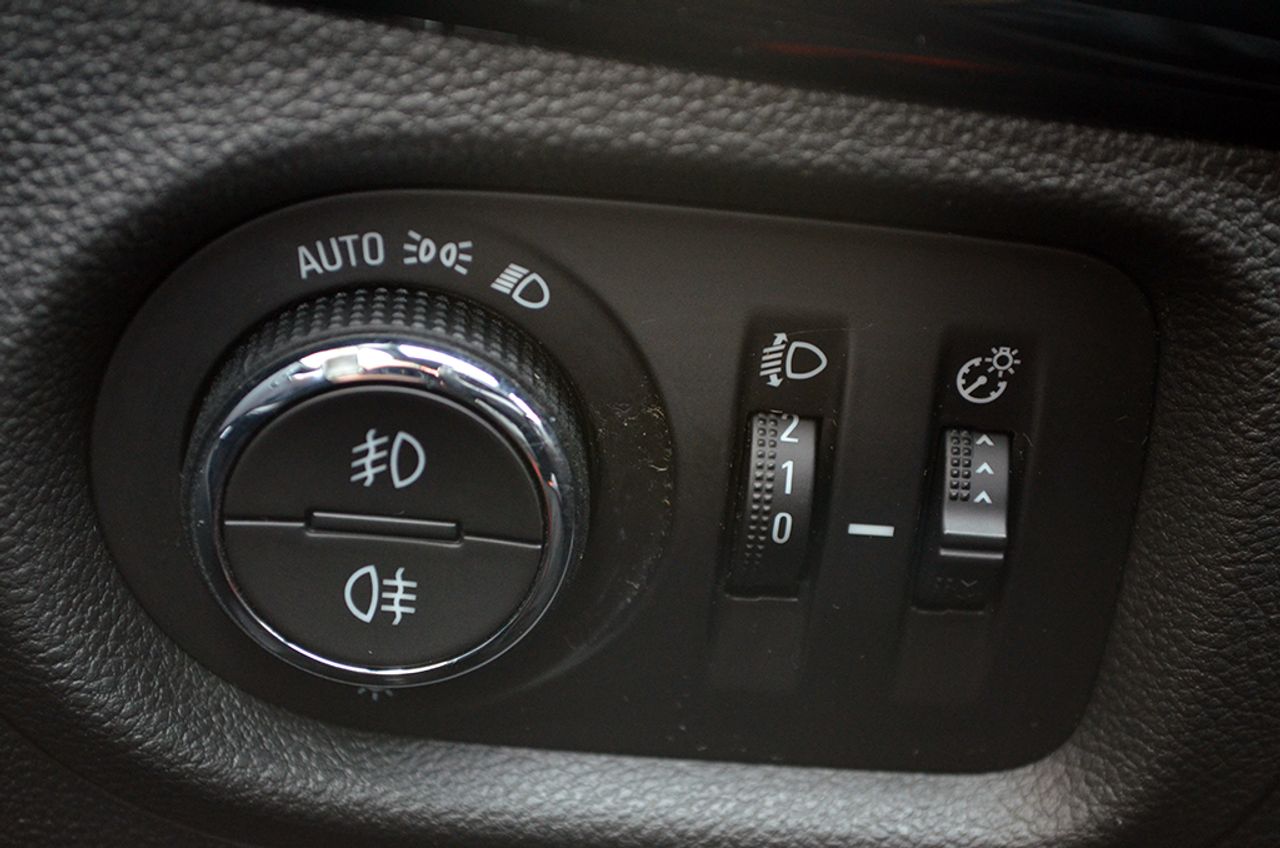 Opel Astra 5p Dynamic 1.6 CDTI 81 kW (110 CV) - Foto 53