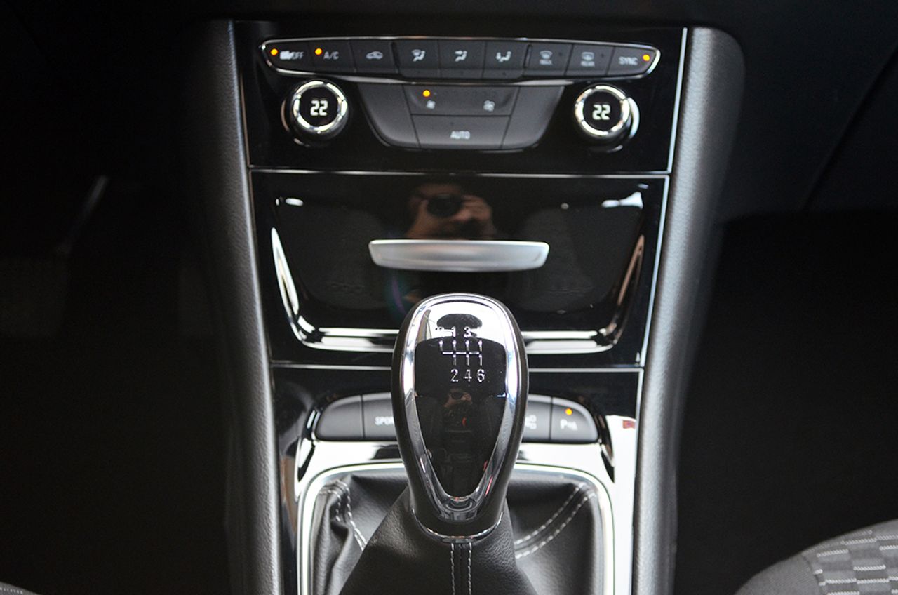 Opel Astra 5p Dynamic 1.6 CDTI 81 kW (110 CV) - Foto 15