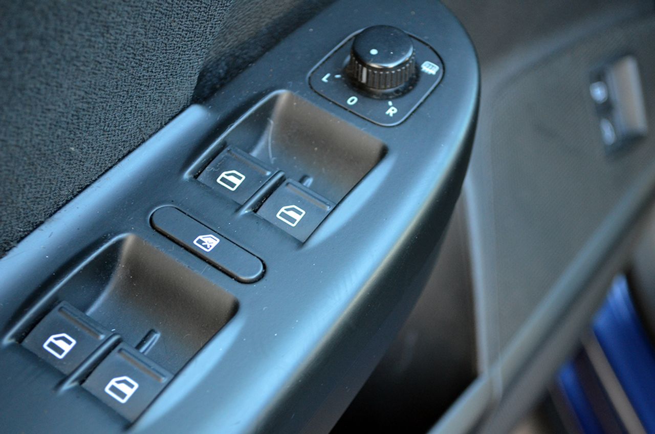 Volkswagen Passat Variant Advance Plus 2.0 TDI CR 140 CV DPF - Foto 32