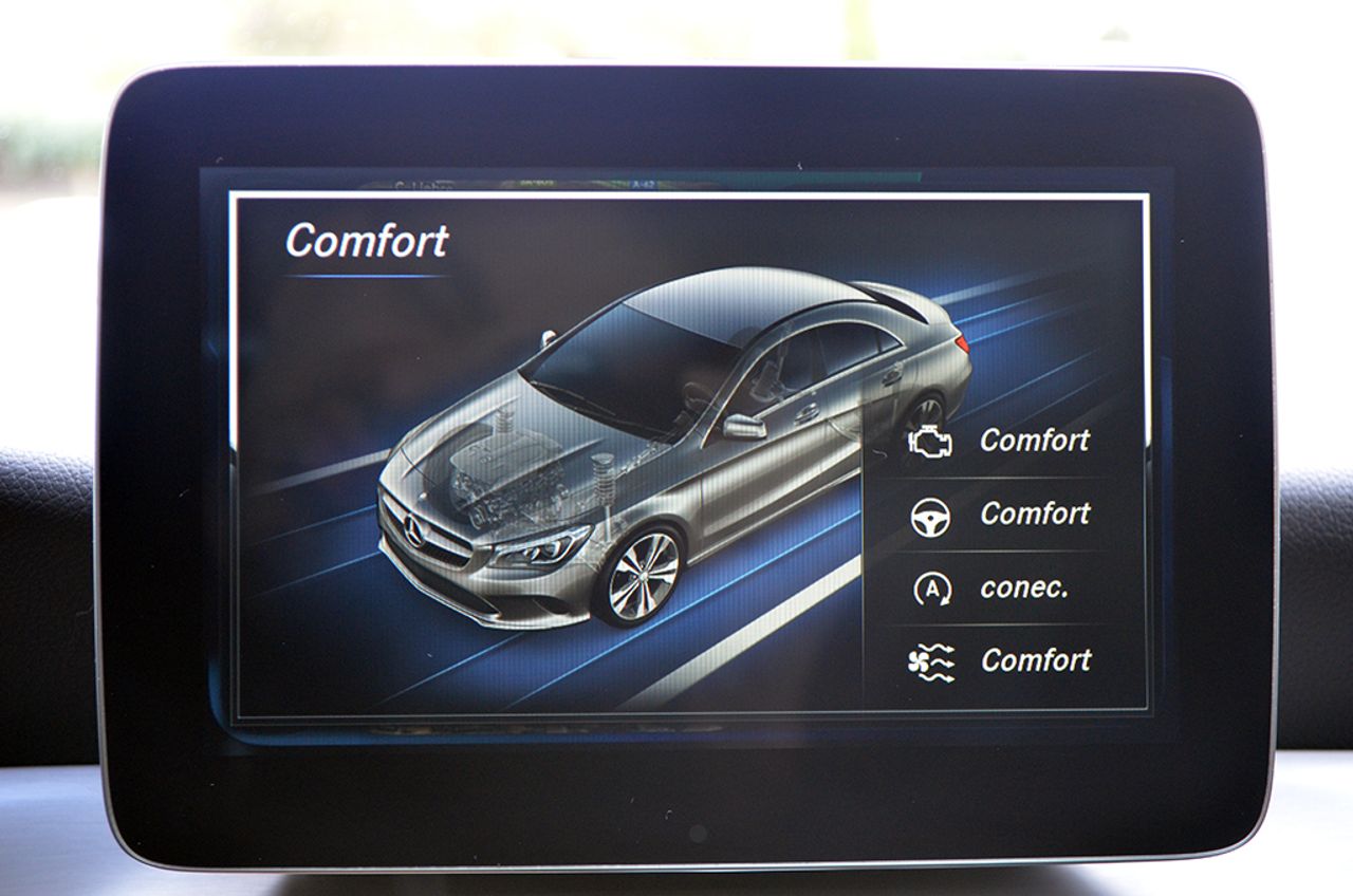 Mercedes Clase CLA 200d 136cv AMG - Foto 52